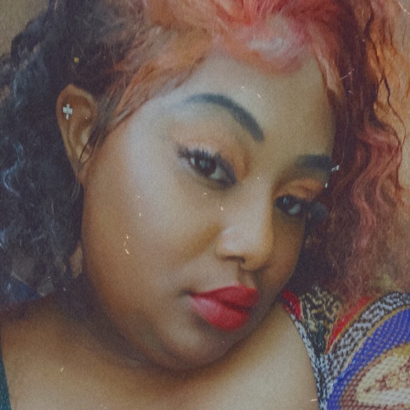 Meet your Posher, Kindera - Picture 1 of 1